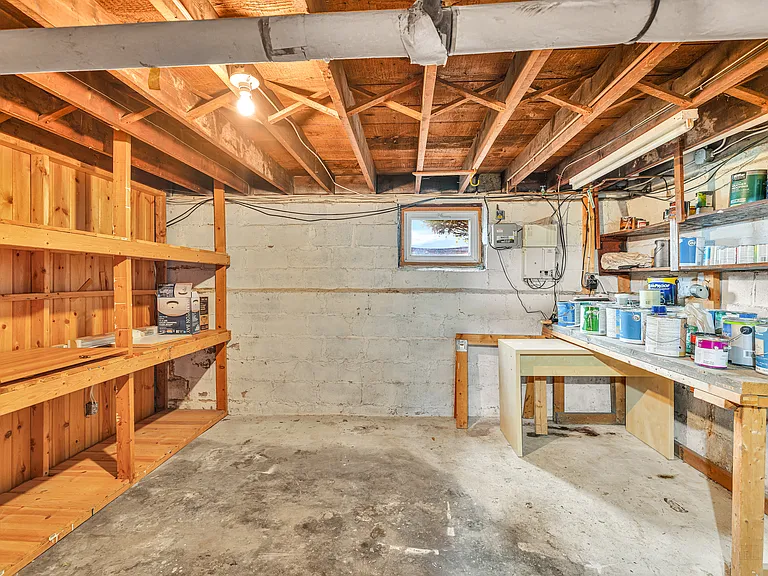 11 Upland Rd — Photo 23