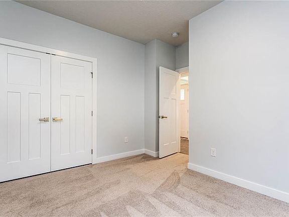 3rd image of 7321 Greenlawn Dr
