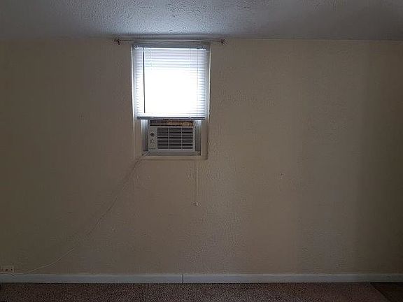 4th image of 515 W F St