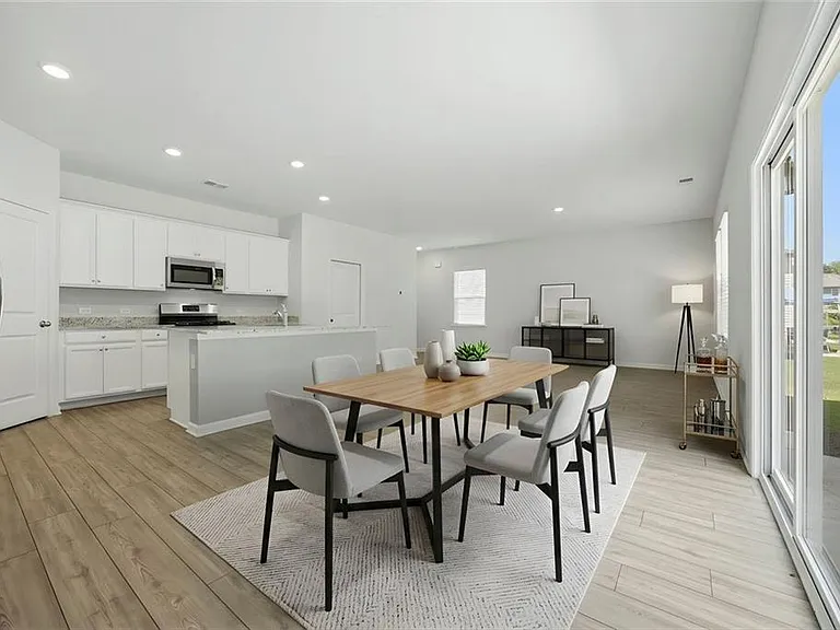 111 Horned Owl Ave — Photo 3