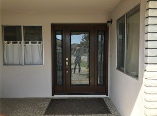 27368 Stratford St, Highland, CA 92346