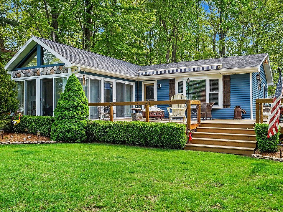 1st image of 50085 E Lake Shore Dr