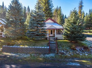 402 S 3rd St, Elk River, ID 83827