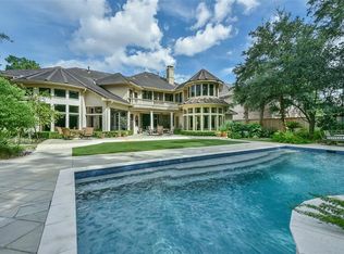 323 Terrace Dr, Houston, TX 77007