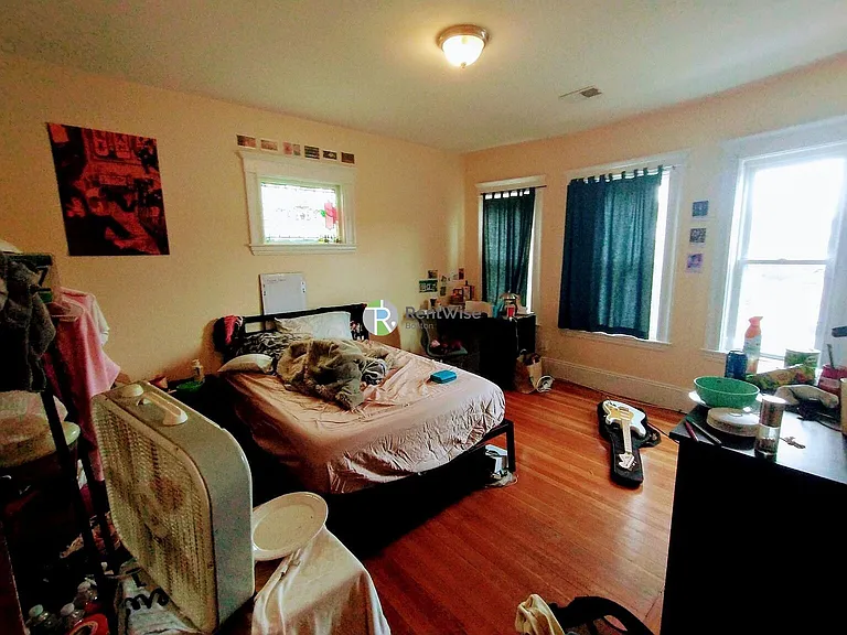 89 Winthrop St #2 — Photo 16