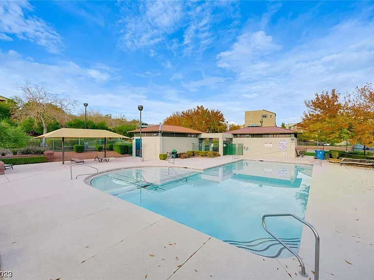 3811 Total Eclipse St — Photo 28