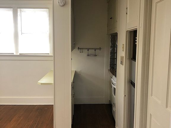 2nd image of 27 N 2nd St APT 201-2S