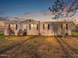 5598 Richardson Rd, Glen Saint Mary, FL 32040