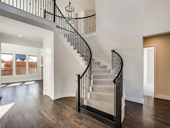 2nd image of 10492 Smarty Jones St