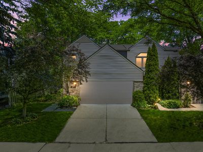 701 E Lincoln St, Birmingham, MI, 48009