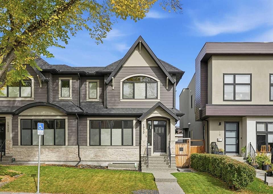 1st image of 1920 S 43rd Ave SW