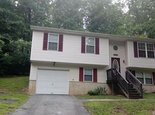 11793 Big Bear Ln, Lusby, MD 20657