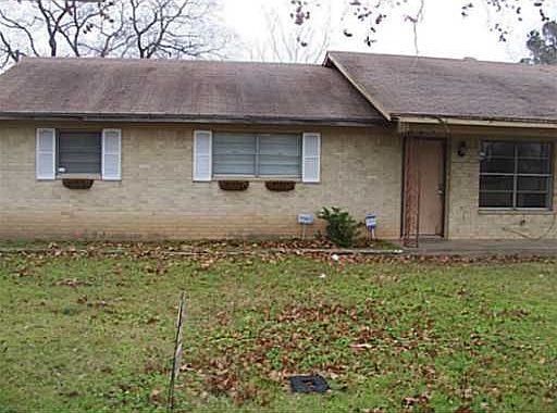 1st image of 5 Willow Dr