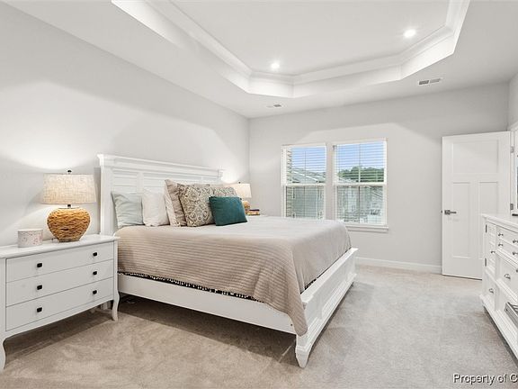 4th image of 109 Big Woods Dr