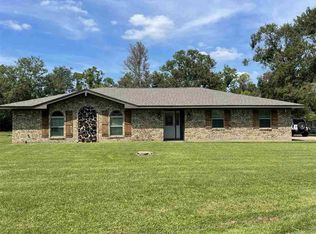 369 Dixie Dr, Bridge City, TX 77611