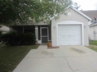 317 Summer Sails Dr, Valrico, FL 33594