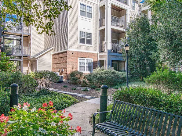 12921 Centre Park Cir APT 405, Herndon, VA 20171