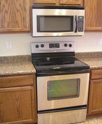 5th image of 6839 S 46th Dr
