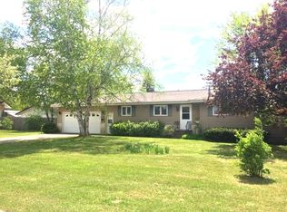 15 W Rice Ave, Tomahawk, WI 54487