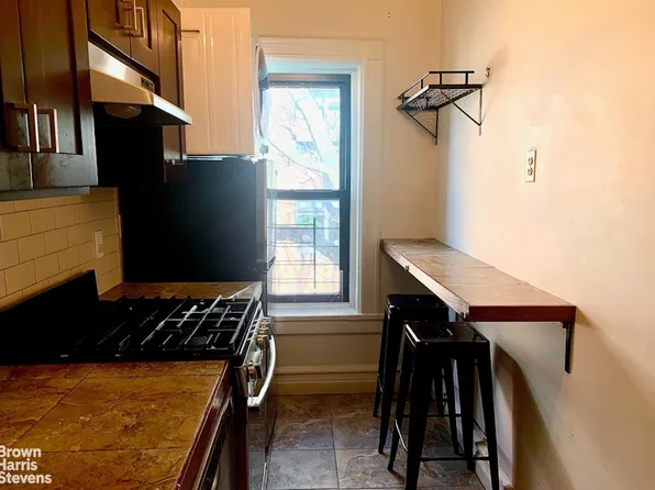 813 President Street image 8 of 13