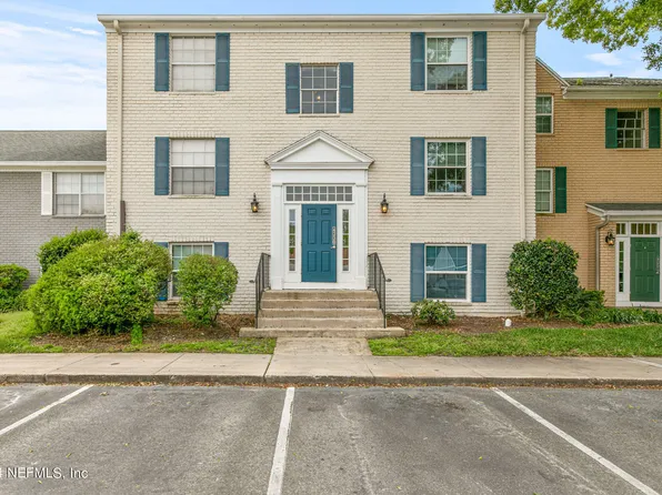 4330  PLAZA GATE Lane UNIT 102, Jacksonville, FL 32217