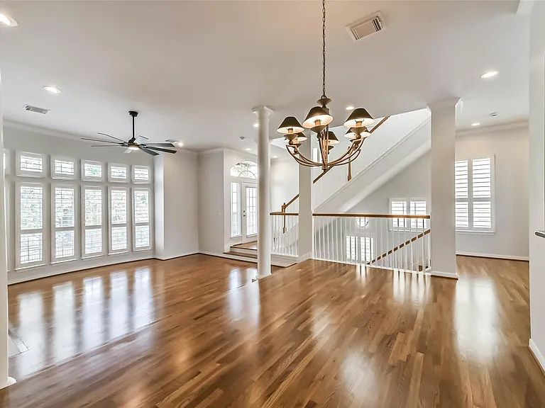 5432 Venice St — Photo 12