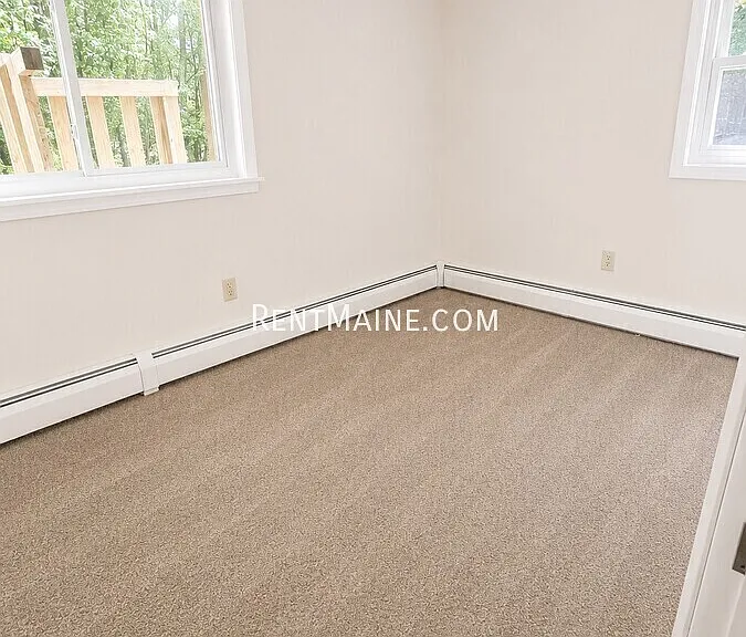 176 Augusta Rd #10 — Photo 4