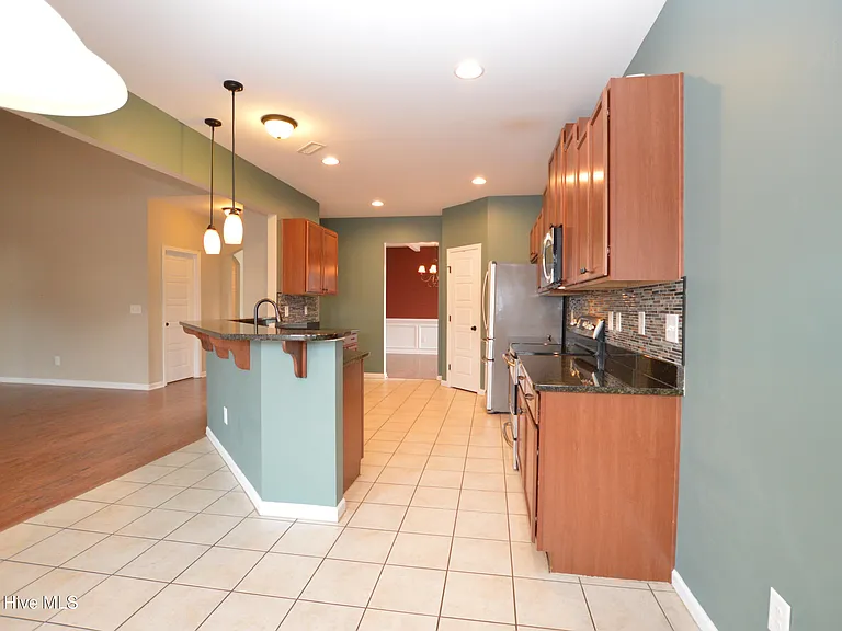 115 Pamlico Dr — Photo 10