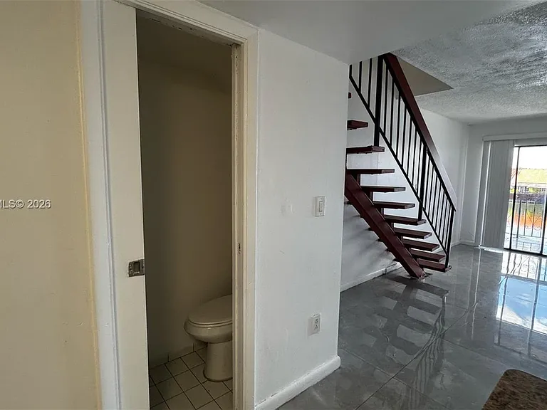 5530 W 26th Ct #210 — Photo 15
