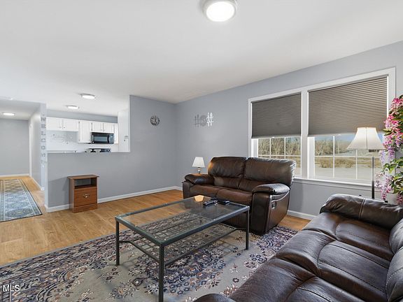 5th image of 83 Mott Road