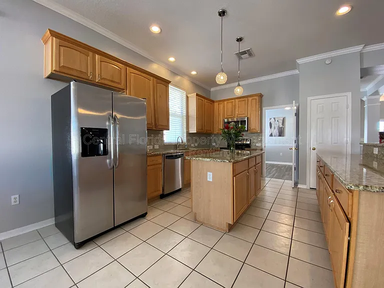 10885 Piping Rock Cir — Photo 10
