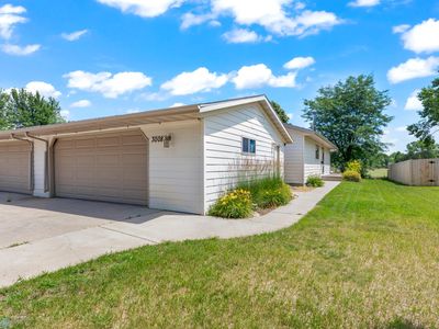 3008 18th St S, Fargo, ND, 58103