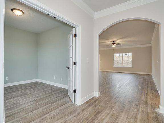 4th image of 1063 Burlington Drive