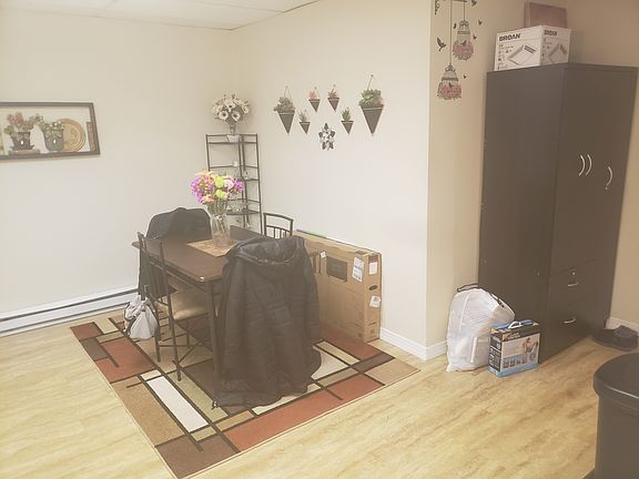 4th image of 255 Schuyler Ave #109C