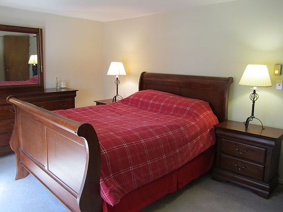 5th image of 220 Bedford St APT 7H