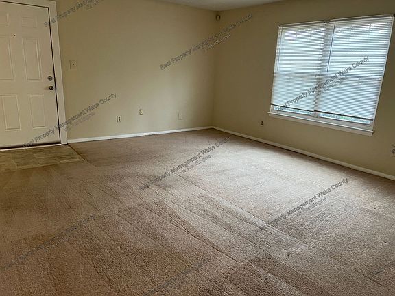 3rd image of 1217 Manassas Ct APT E