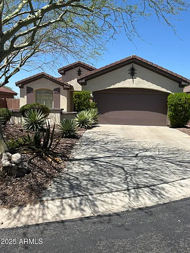 41520 N River Bend Ct Photo 1