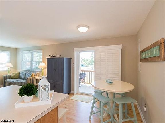 3rd image of 3432J Haven Ave #10