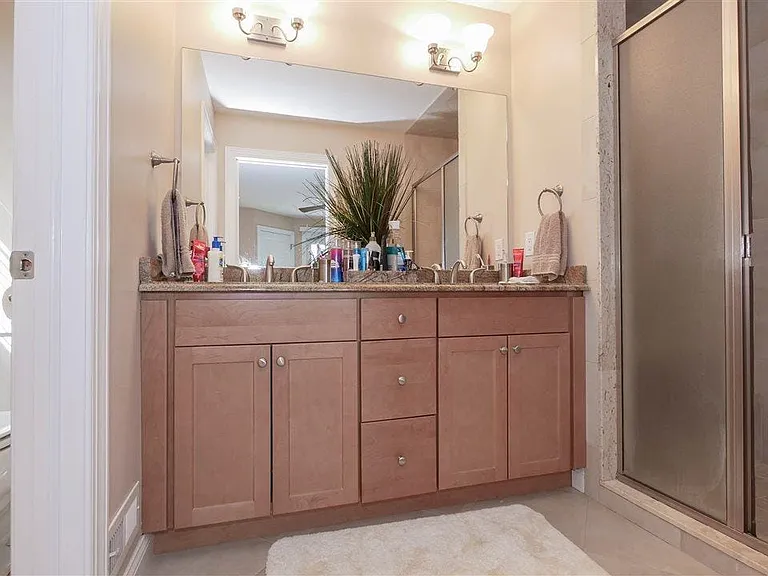 9410 Winchester 6/14th 6/30th Ave #B — Photo 18