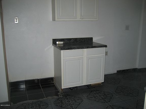 5th image of 5630 S 14th Ave