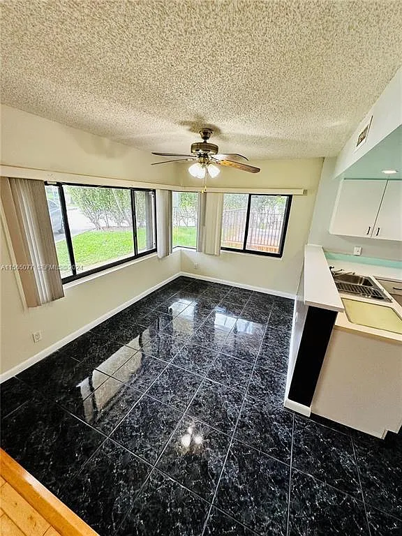 2 bed, 2.0 bath, 1200 sqft, $2,000 — Photo 3