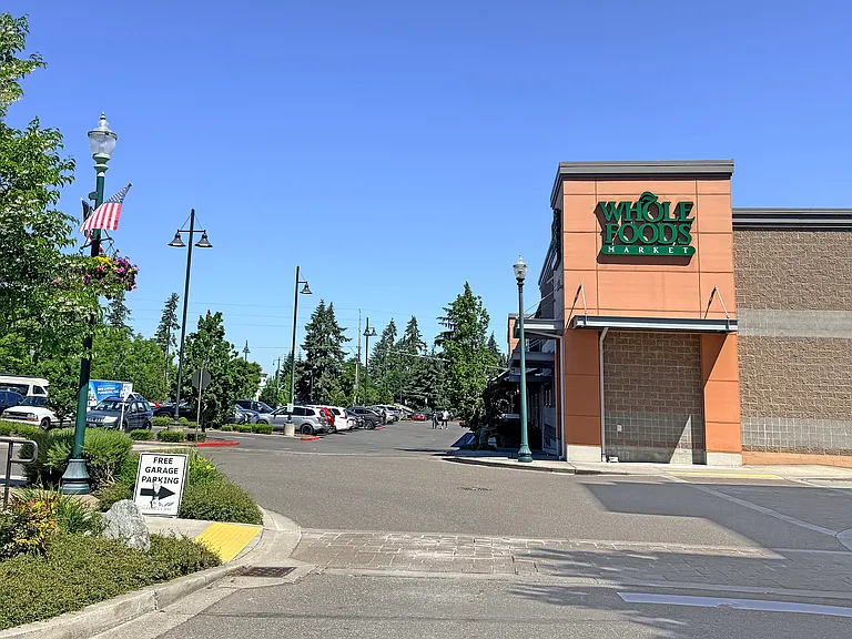Whole Foods is conveniently located just a few blocks away, along with easy access to highways.