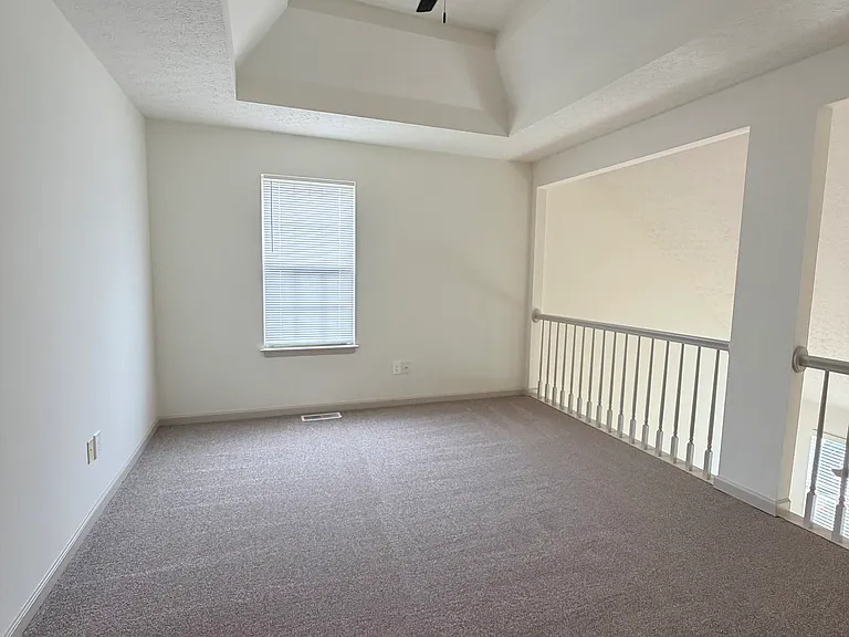 761 Jennings Ct — Photo 16