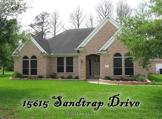 15615 Sandtrap Dr, Waller, TX 77484