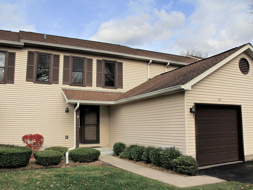 1st image of 214 Villa Circle Dr #19