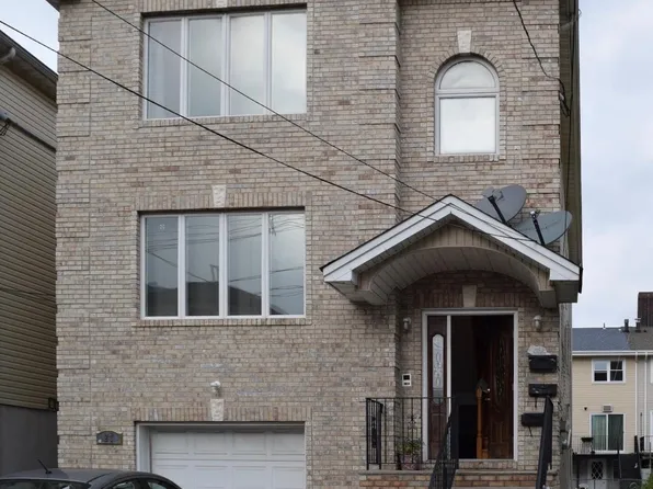 27 Mulock Pl, East Newark, NJ 07029