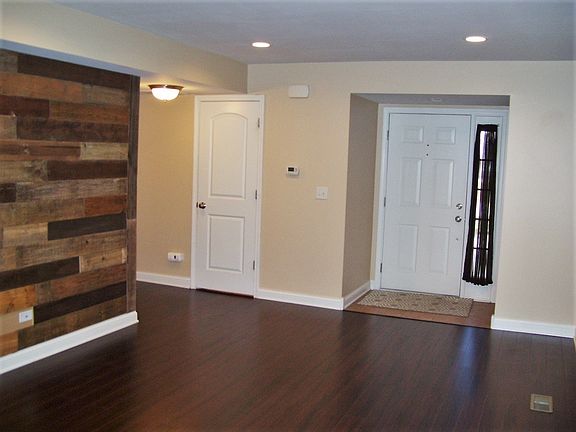4th image of 2611 Sumac Dr