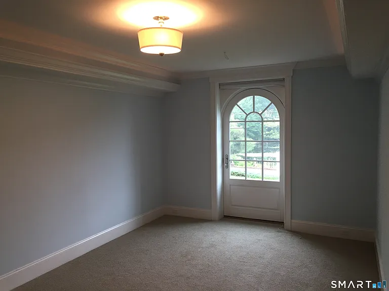 19 Deercliff Rd — Photo 28