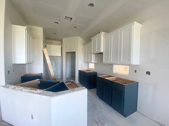 3rd image of 1009 Ocean Breeze St