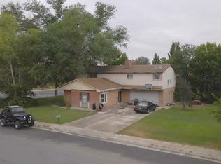 85 W 9th St, Lovell, WY 82431